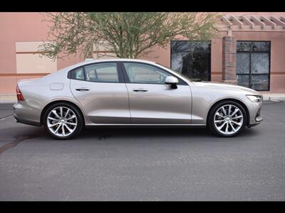 2019 Volvo S60 T5 Momentum Sedan