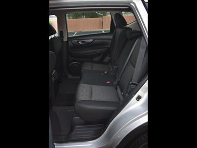 2017 Nissan Rogue SV   - Photo 20 - Mesa, AZ 85201
