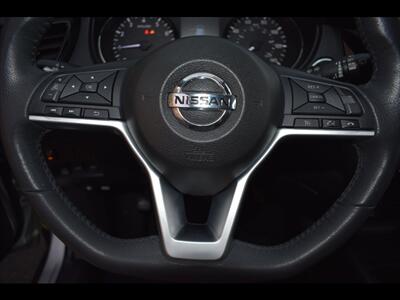 2017 Nissan Rogue SV   - Photo 14 - Mesa, AZ 85201