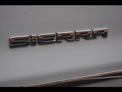 2018 GMC Sierra 1500 SLT   - Photo 48 - Mesa, AZ 85201