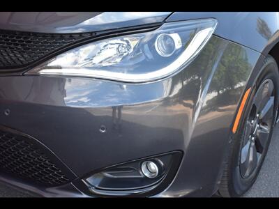 2020 Chrysler Pacifica Hybrid Limited   - Photo 47 - Mesa, AZ 85201