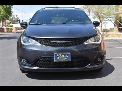 2020 Chrysler Pacifica Hybrid Limited   - Photo 8 - Mesa, AZ 85201