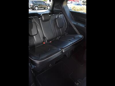 2020 Chrysler Pacifica Hybrid Limited   - Photo 30 - Mesa, AZ 85201