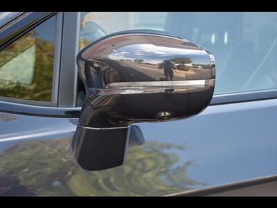 2020 Chrysler Pacifica Hybrid Limited   - Photo 49 - Mesa, AZ 85201