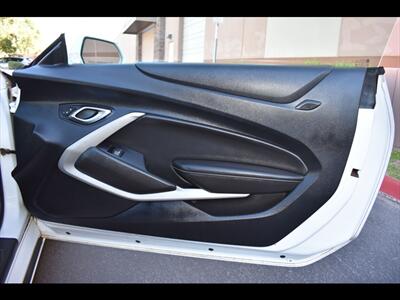 2020 Chevrolet Camaro LT   - Photo 32 - Mesa, AZ 85201