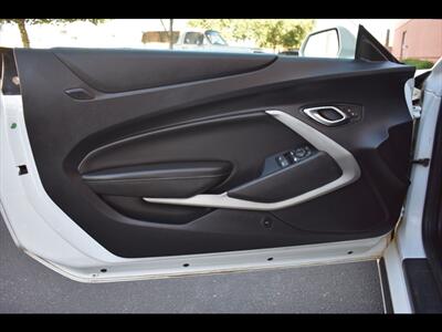 2020 Chevrolet Camaro LT   - Photo 26 - Mesa, AZ 85201