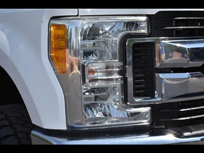 2017 Ford F-250 Super Duty XLT   - Photo 40 - Mesa, AZ 85201