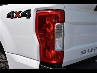 2017 Ford F-250 Super Duty XLT   - Photo 46 - Mesa, AZ 85201