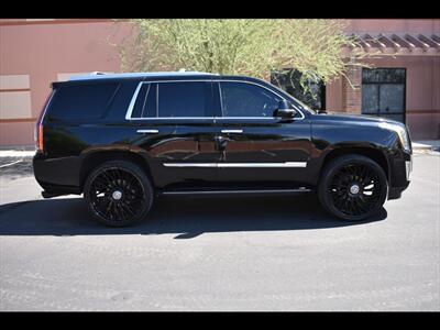 2017 Cadillac Escalade Platinum - Photo 1 - Mesa, AZ 85201