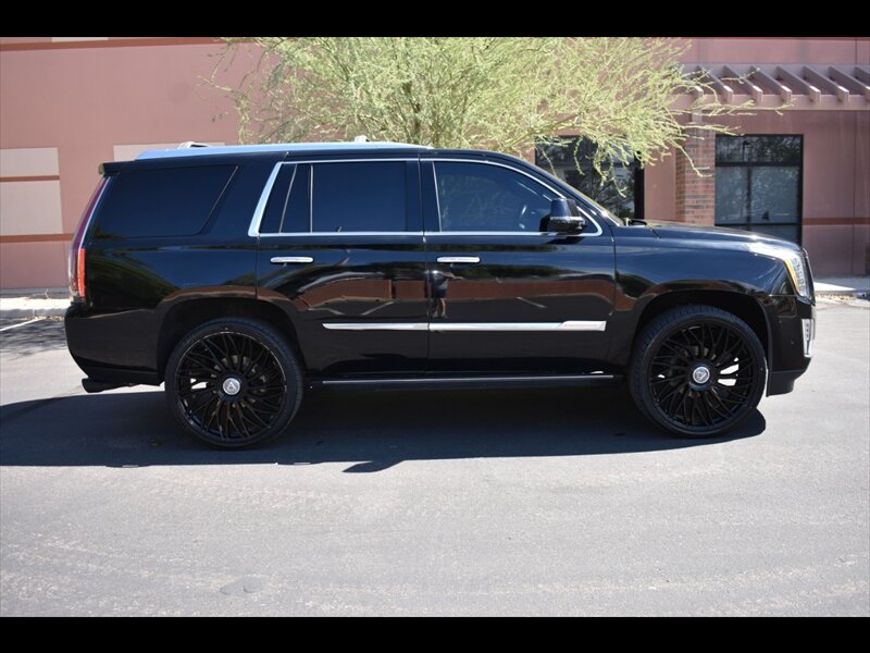 2017 Cadillac Escalade Platinum   - Photo 1 - Mesa, AZ 85201