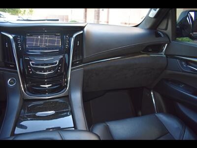 2017 Cadillac Escalade Platinum - Photo 34 - Mesa, AZ 85201
