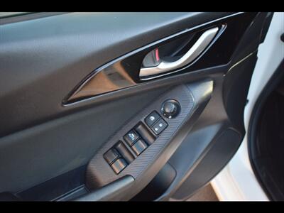 2016 Mazda Mazda3 i Touring - Photo 18 - Mesa, AZ 85201