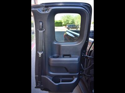 2018 Nissan Titan SV   - Photo 32 - Mesa, AZ 85201