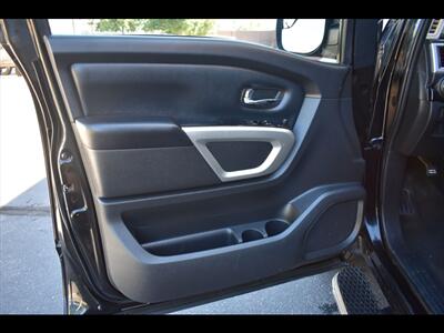 2018 Nissan Titan SV   - Photo 17 - Mesa, AZ 85201