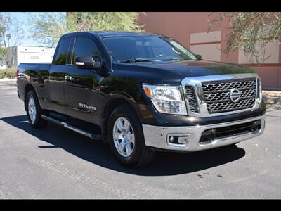 2018 Nissan Titan SV   - Photo 2 - Mesa, AZ 85201