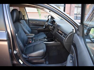 2017 Mitsubishi Outlander SEL   - Photo 34 - Mesa, AZ 85201