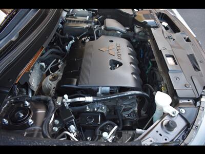 2017 Mitsubishi Outlander SEL   - Photo 43 - Mesa, AZ 85201