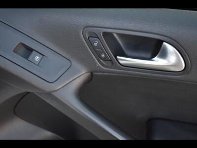 2015 Volkswagen Tiguan SE   - Photo 35 - Mesa, AZ 85201