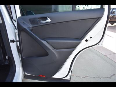 2015 Volkswagen Tiguan SE   - Photo 27 - Mesa, AZ 85201