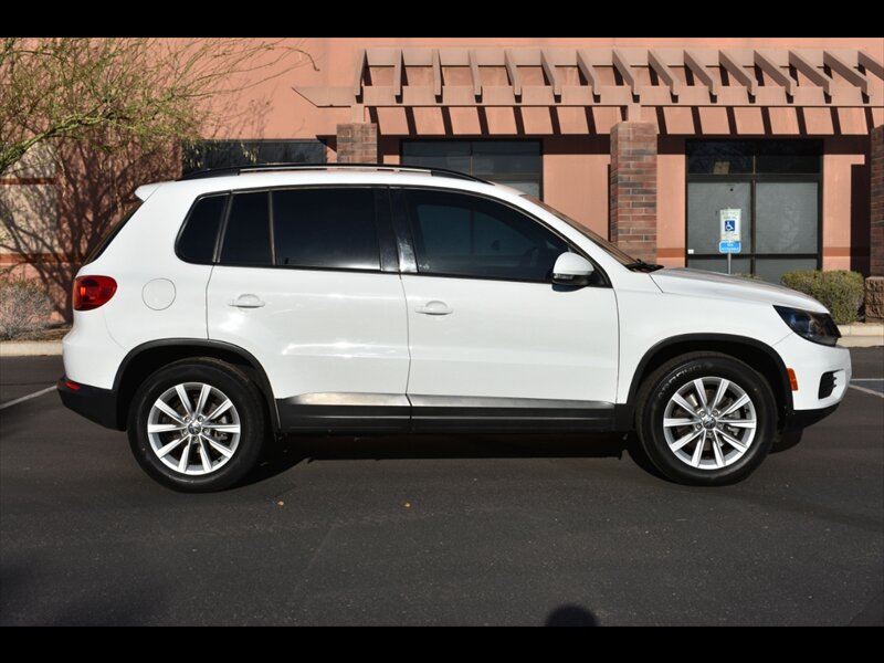 2015 Volkswagen Tiguan SE   - Photo 1 - Mesa, AZ 85201