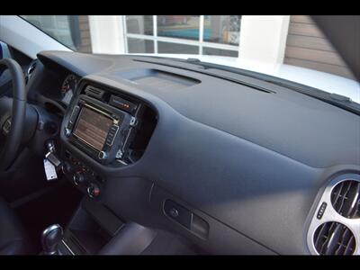 2015 Volkswagen Tiguan SE   - Photo 36 - Mesa, AZ 85201