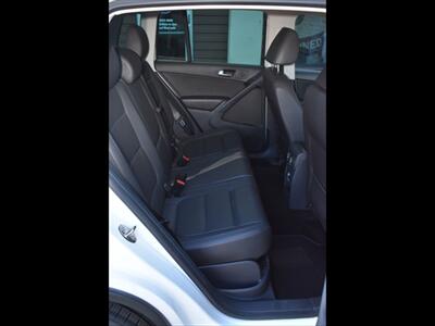 2015 Volkswagen Tiguan SE   - Photo 25 - Mesa, AZ 85201