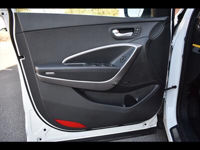 2015 Hyundai SANTA FE Sport 2.0T   - Photo 14 - Mesa, AZ 85201