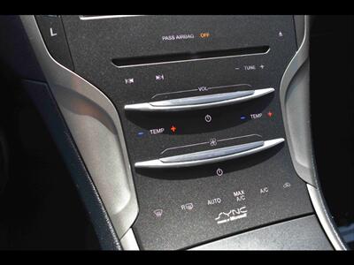 2015 Lincoln MKZ Hybrid   - Photo 13 - Mesa, AZ 85201