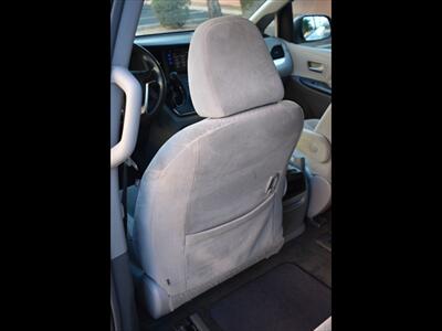 2017 Toyota Sienna LE 8-Passenger - Photo 20 - Mesa, AZ 85201