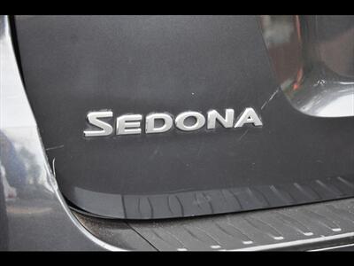 2020 Kia Sedona LX - Photo 48 - Mesa, AZ 85201