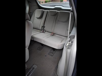 2020 Kia Sedona LX - Photo 21 - Mesa, AZ 85201