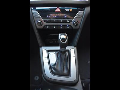2018 Hyundai ELANTRA SEL - Photo 12 - Mesa, AZ 85201