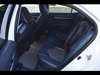 2020 Toyota Camry SE   - Photo 19 - Mesa, AZ 85201