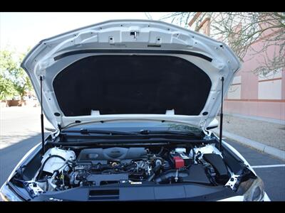 2020 Toyota Camry SE   - Photo 37 - Mesa, AZ 85201