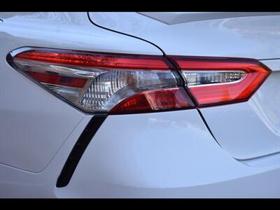 2020 Toyota Camry SE   - Photo 46 - Mesa, AZ 85201