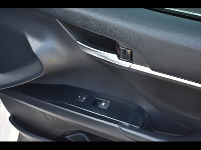 2020 Toyota Camry SE   - Photo 34 - Mesa, AZ 85201