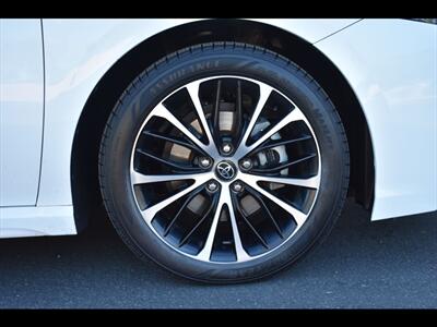 2020 Toyota Camry SE   - Photo 36 - Mesa, AZ 85201