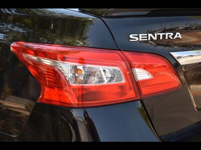 2017 Nissan Sentra SR   - Photo 47 - Mesa, AZ 85201