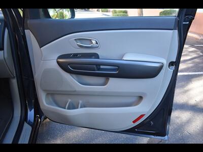 2020 Kia Sedona LX   - Photo 36 - Mesa, AZ 85201