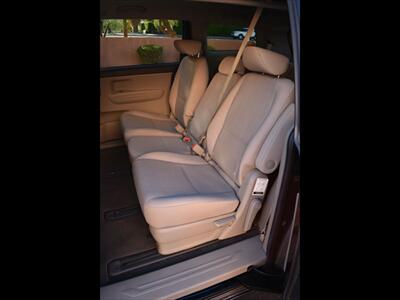 2020 Kia Sedona LX   - Photo 20 - Mesa, AZ 85201