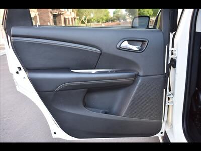 2020 Dodge Journey Crossroad   - Photo 17 - Mesa, AZ 85201