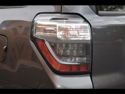 2016 Toyota 4Runner Limited   - Photo 54 - Mesa, AZ 85201