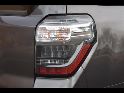 2016 Toyota 4Runner Limited   - Photo 56 - Mesa, AZ 85201