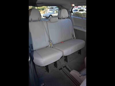 2015 Toyota Sienna XLE 7-Passenger Auto Acce   - Photo 22 - Mesa, AZ 85201