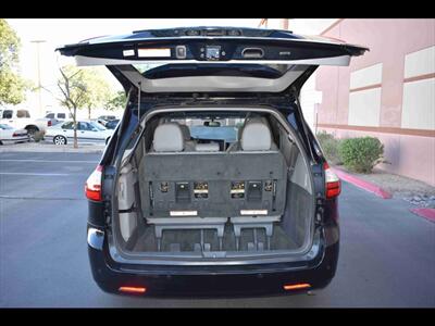 2015 Toyota Sienna XLE 7-Passenger Auto Acce   - Photo 18 - Mesa, AZ 85201