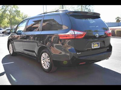 2015 Toyota Sienna XLE 7-Passenger Auto Acce   - Photo 5 - Mesa, AZ 85201