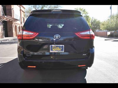 2015 Toyota Sienna XLE 7-Passenger Auto Acce   - Photo 9 - Mesa, AZ 85201