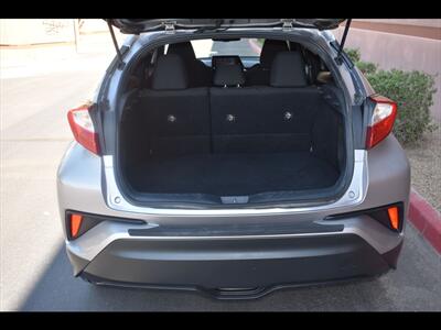 2019 Toyota C-HR LE - Photo 24 - Mesa, AZ 85201