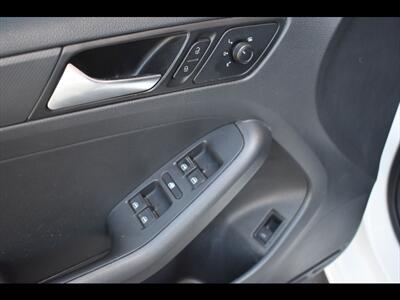 2015 Volkswagen Jetta S - Photo 17 - Mesa, AZ 85201