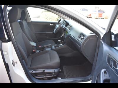 2015 Volkswagen Jetta S - Photo 31 - Mesa, AZ 85201